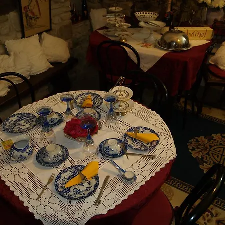 Le Petit Chateau Отель типа 